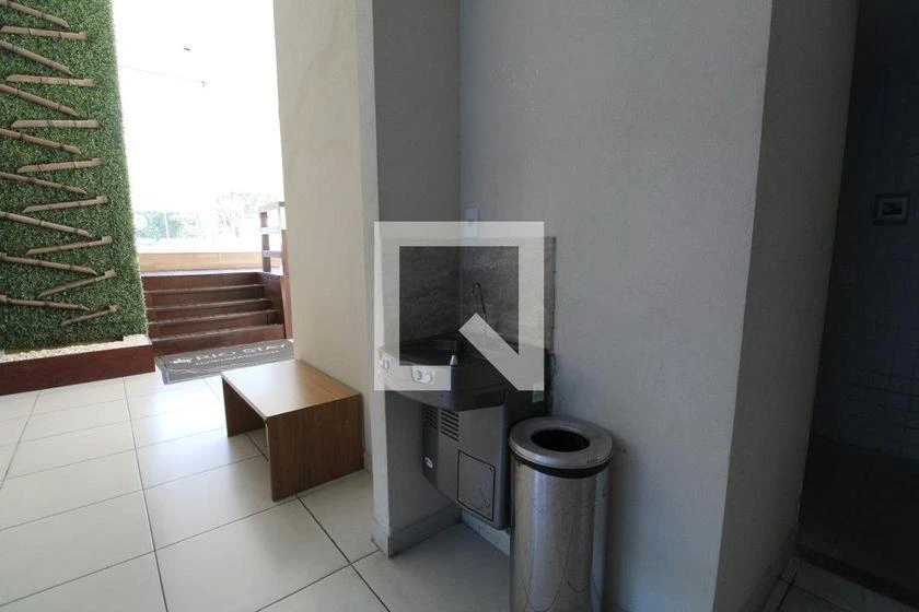 Furnished 2-bedroom apartment with an en-suite pair — photo 46