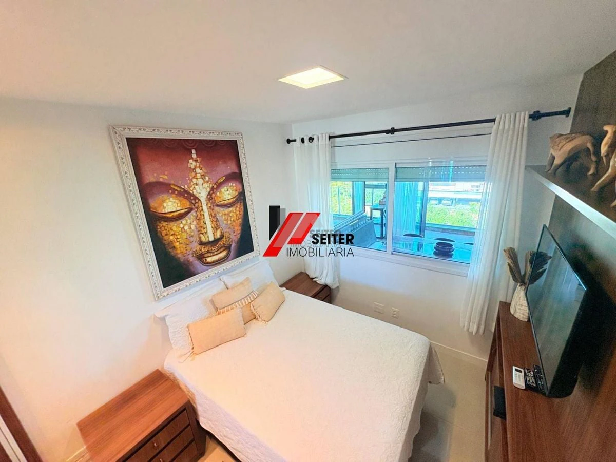 2-bedroom apartment with floor-to-ceiling windows — photo 19