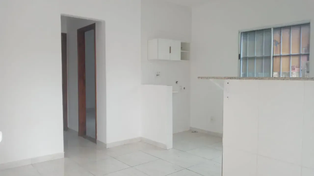 Unfurnished apartment with 2 bedrooms and open kitchen — photo 2