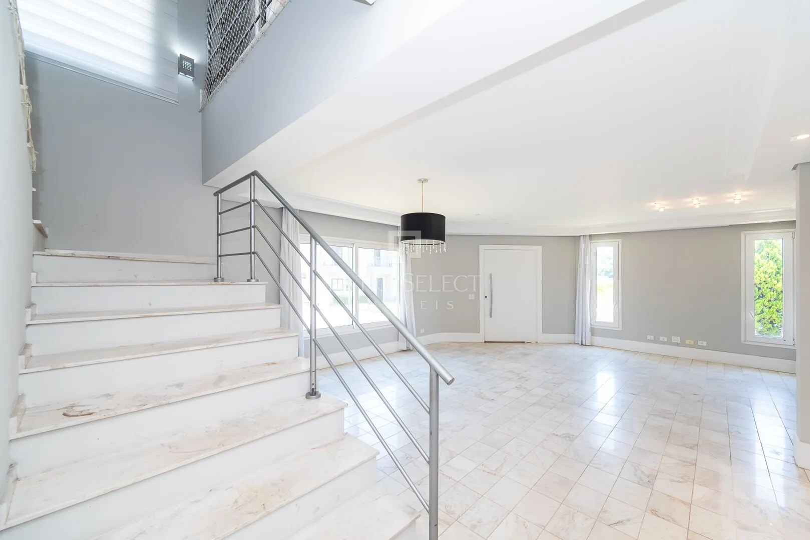 Furnished house, 305 m², with a bathtub — photo 35