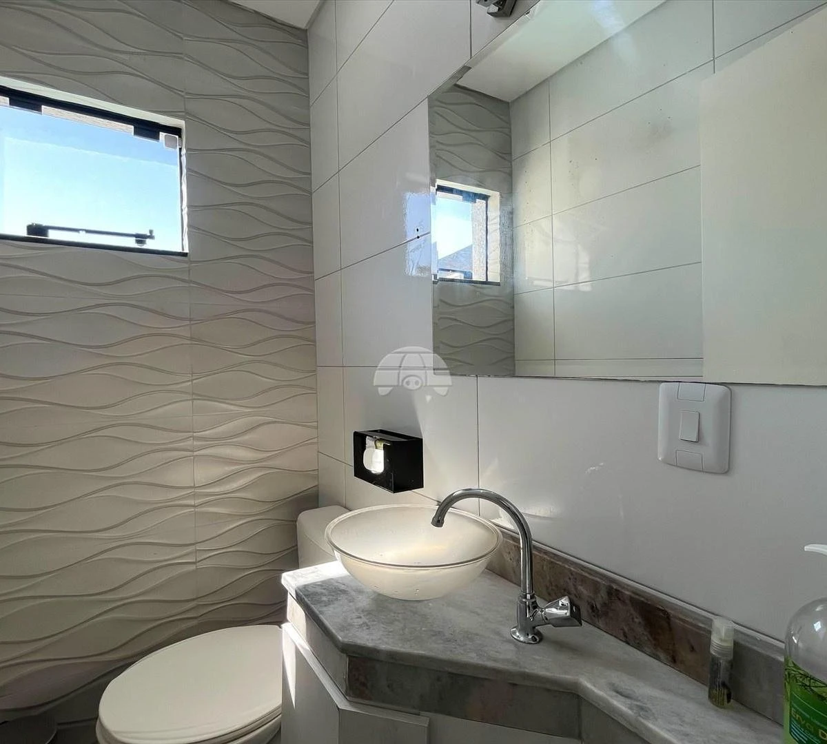3-bedroom house with a grill on the balcony in Curitiba — photo 4