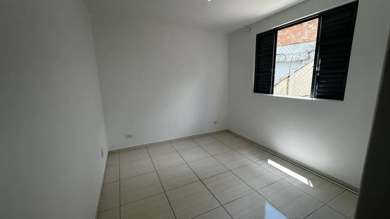 Apartamento sin muebles de 3 habitaciones y mascotas — photo 8