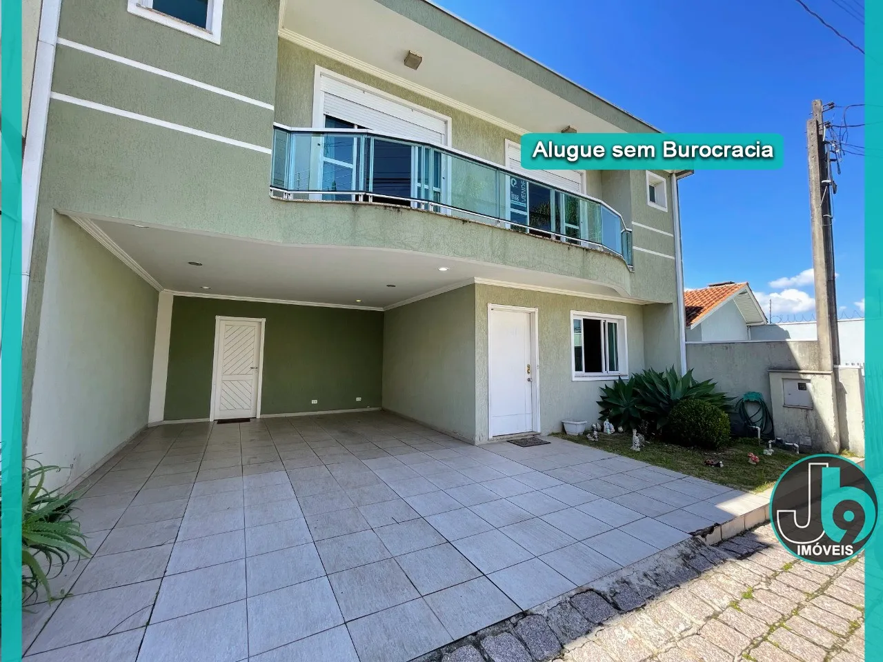 360 m² townhouse with 3 en-suite bedrooms and parking — photo 56