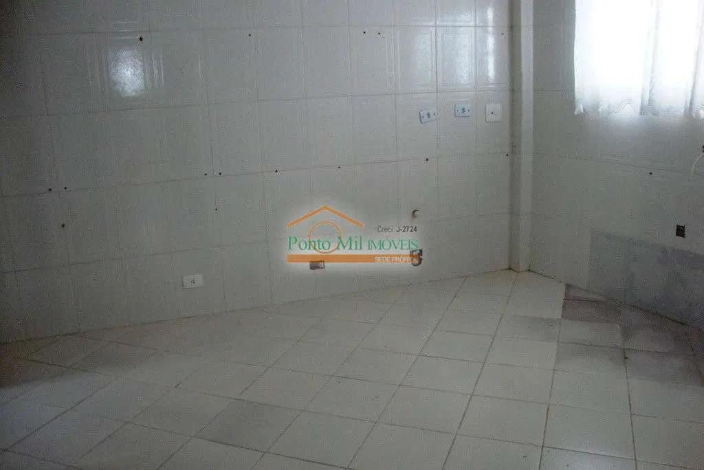 Будинок на 4 спальні з 3 суїтами 270 м² без паркування — photo 14