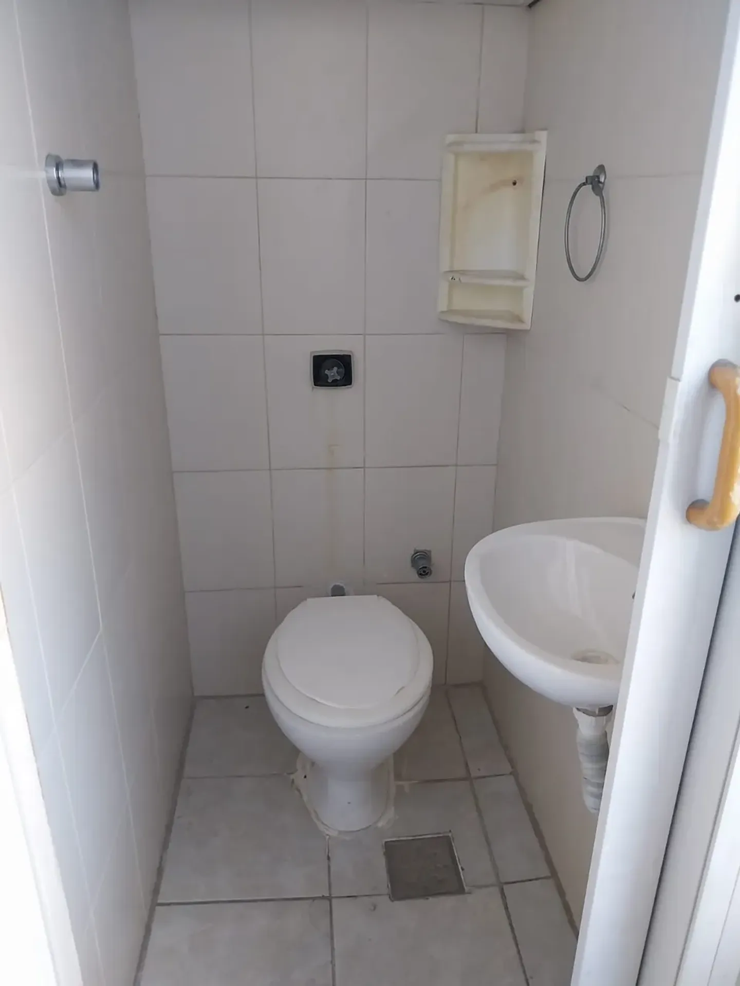 Washing machine in a 2-bedroom apartment, 89 m² — photo 9