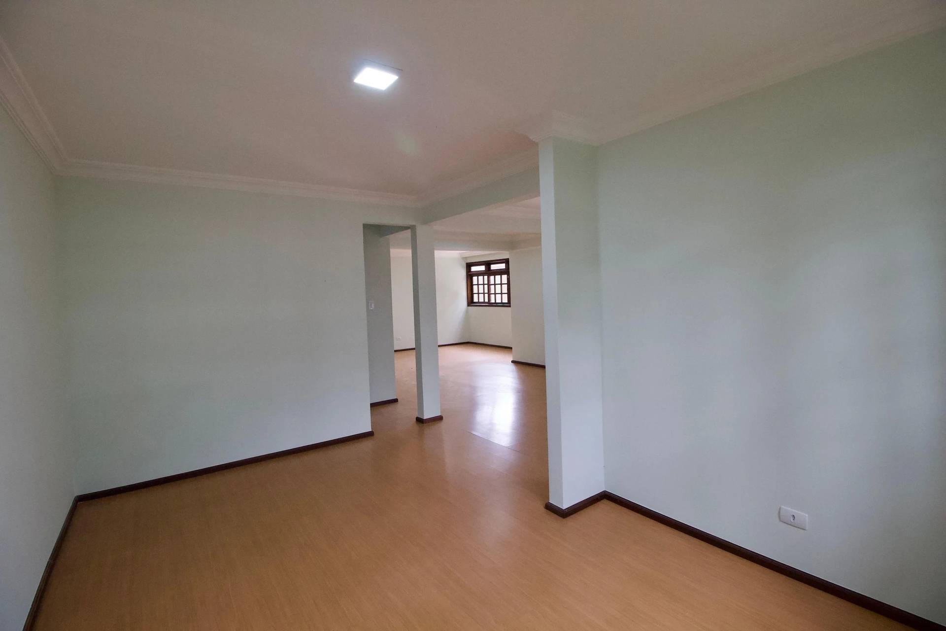 4-bedroom house with a garden in Curitiba — photo 16