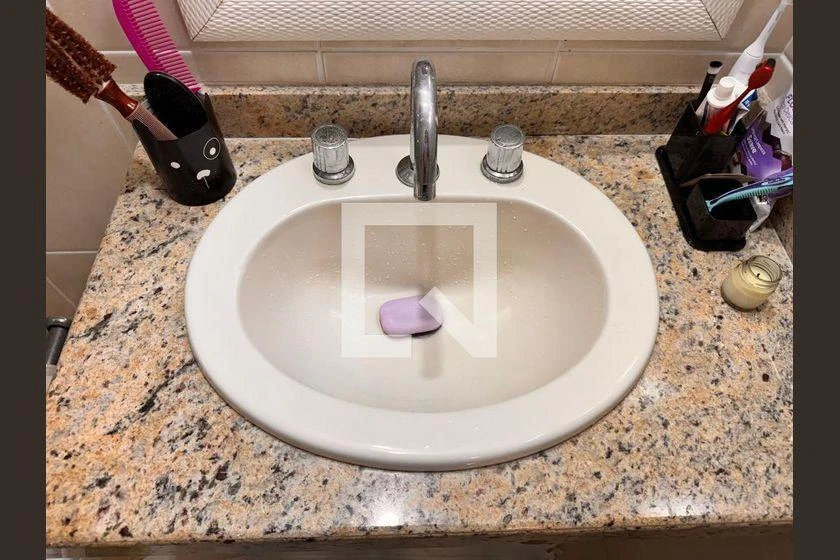 4 quartos e banheira: apartamento de 233 m² — photo 43