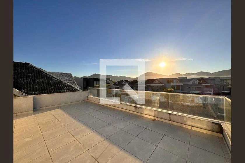 Casa para alugar com 6 quartos e 297 m², cozinha integrada — photo 26