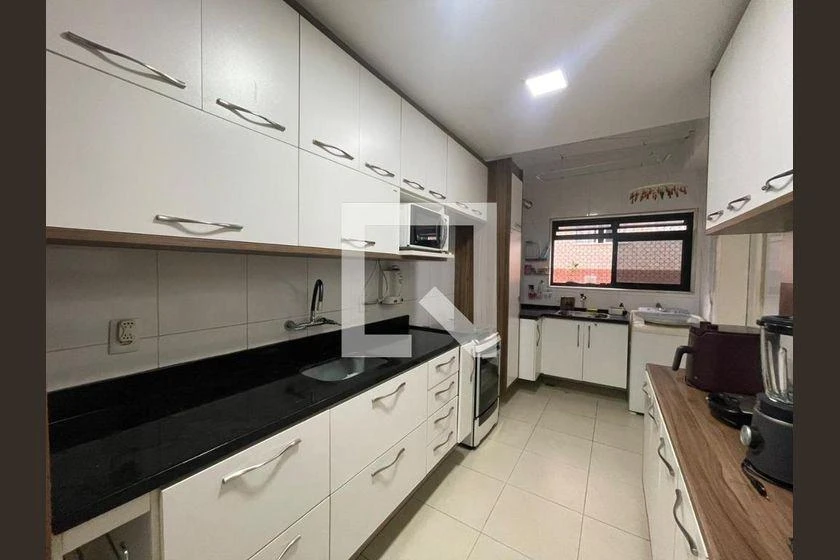 Apartamento mobiliado com 3 quartos e 280 m² — photo 18