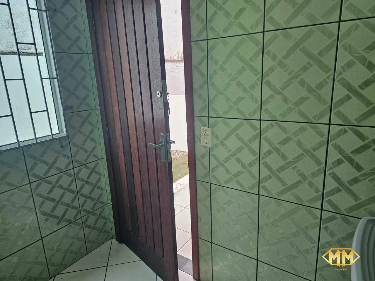 3-bedroom house with a grill on the balcony in Florianópolis — photo 25