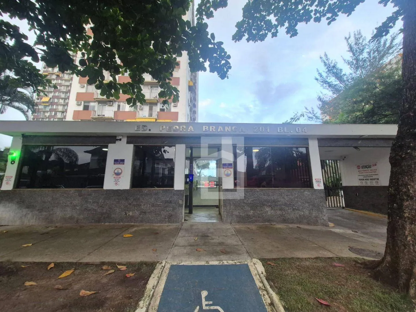 2-bedroom apartment with a washing machine in Rio de Janeiro — photo 68