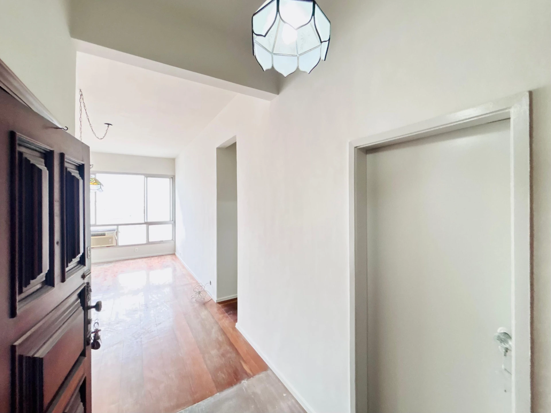 Apartment, 92 m², with wood or laminate floors — photo 19