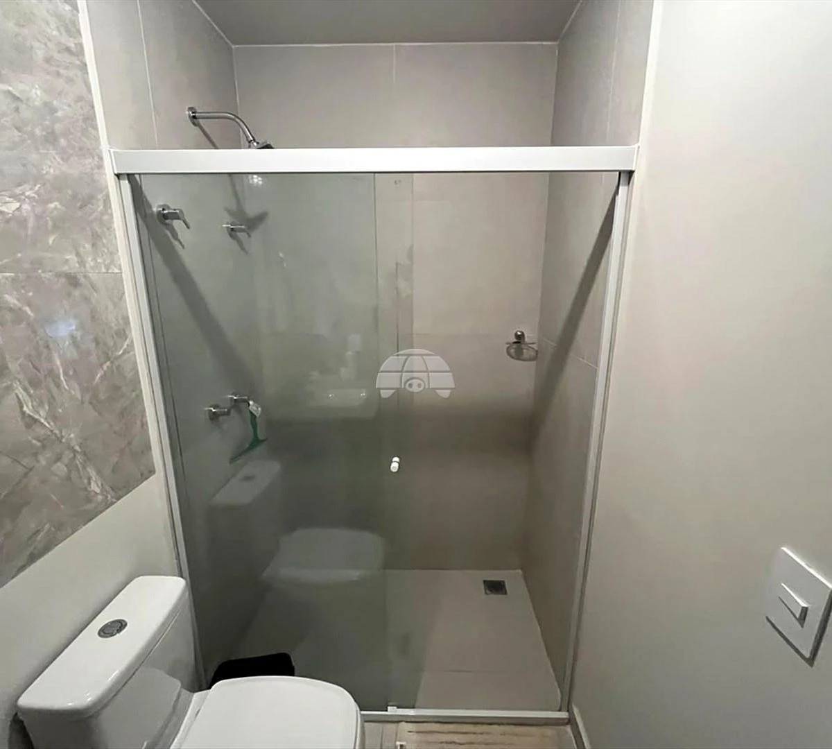 Departamento de 2 dormitorios con ventanales de piso a techo — photo 20