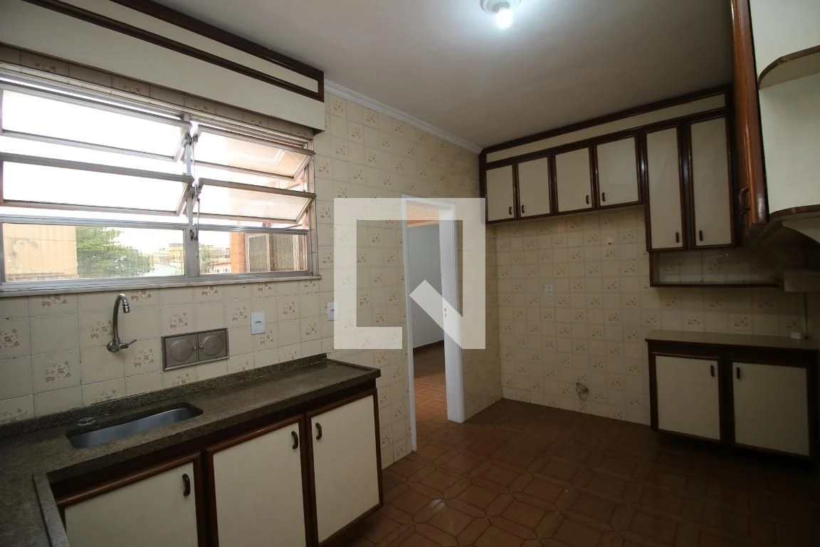 Rental apartment with 3 bedrooms and a balcony — photo 45