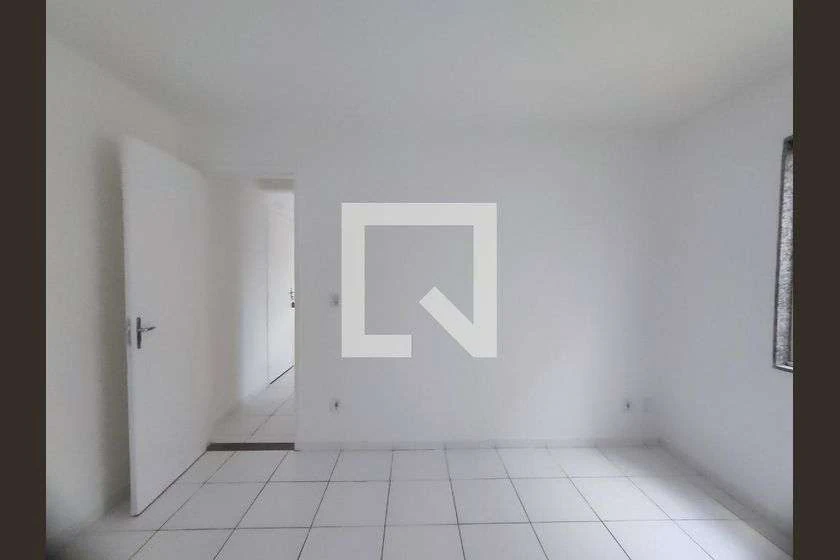 Apartamento de 1 dormitorio con balcón y cocina abierta — photo 28