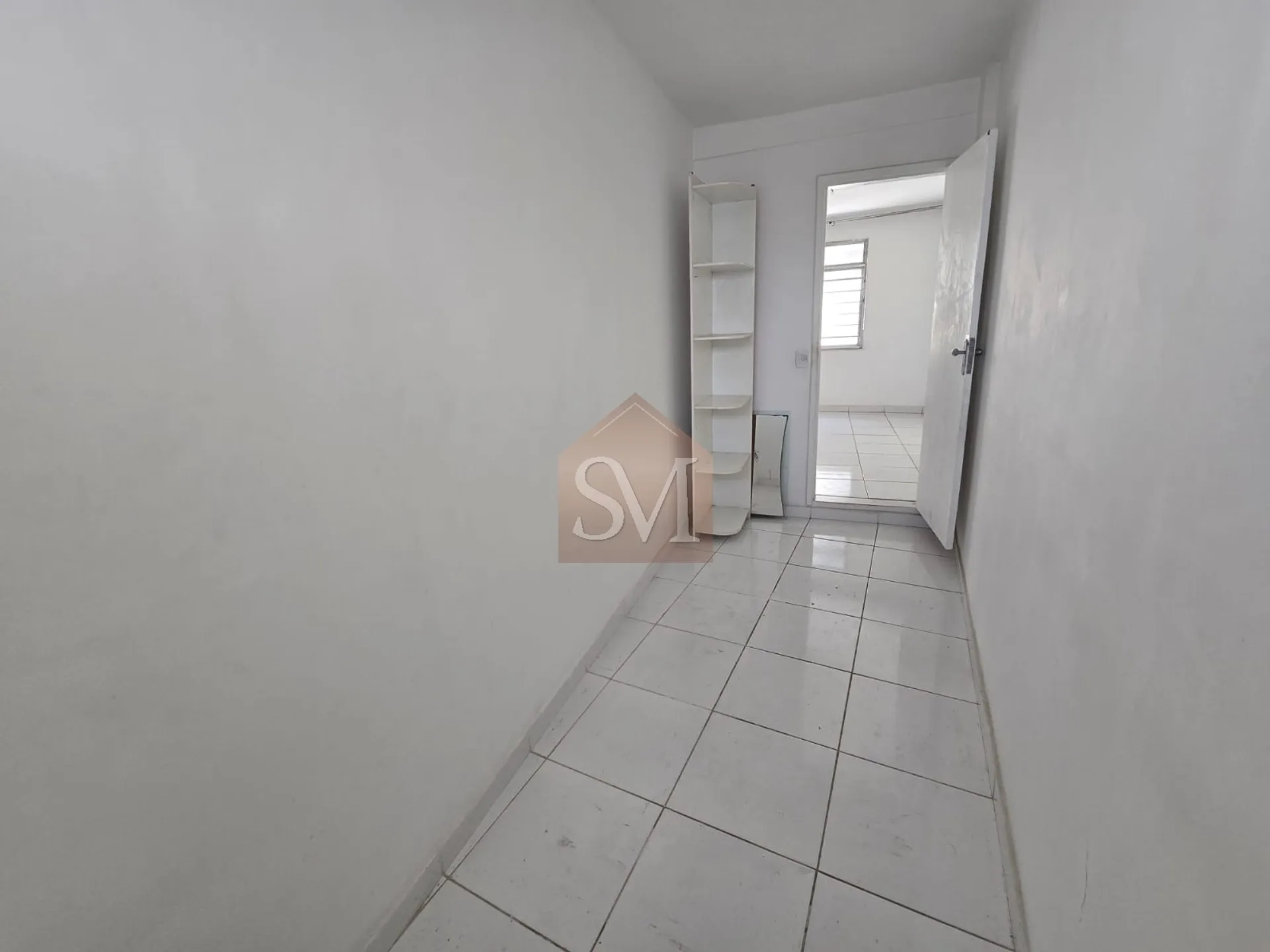 3-bedroom apartment, 1 with its own bathroom, 150 m² — photo 3