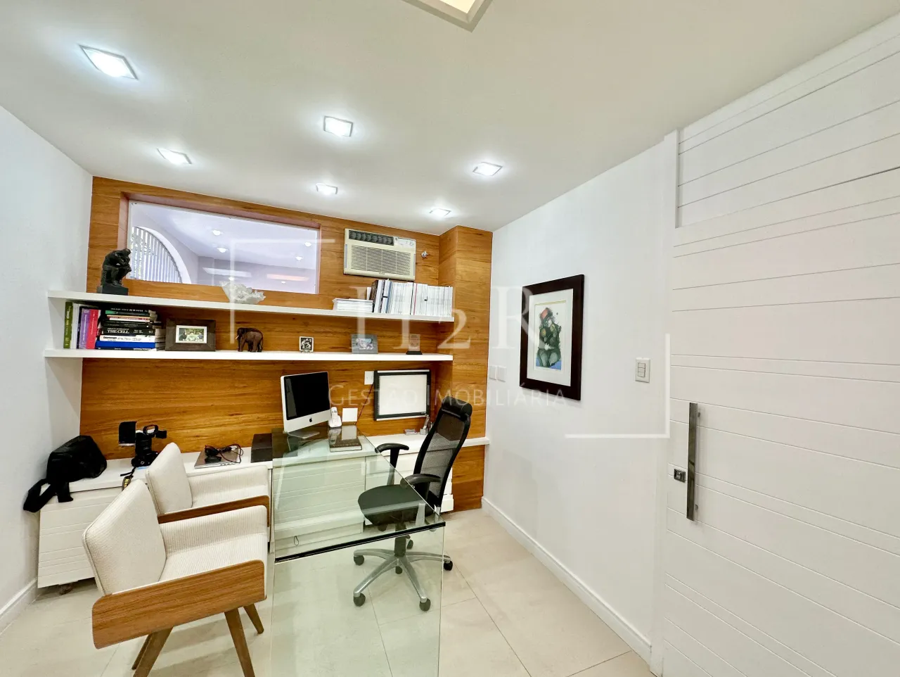 Commercial house with 5 bedrooms, 5 bathrooms, 2 parking — photo 3