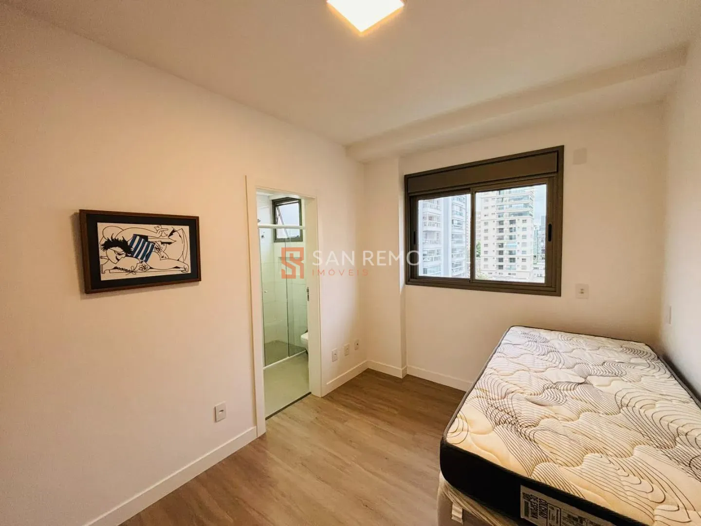 Furnished apartment, 100 m², with floor-to-ceiling windows — photo 27
