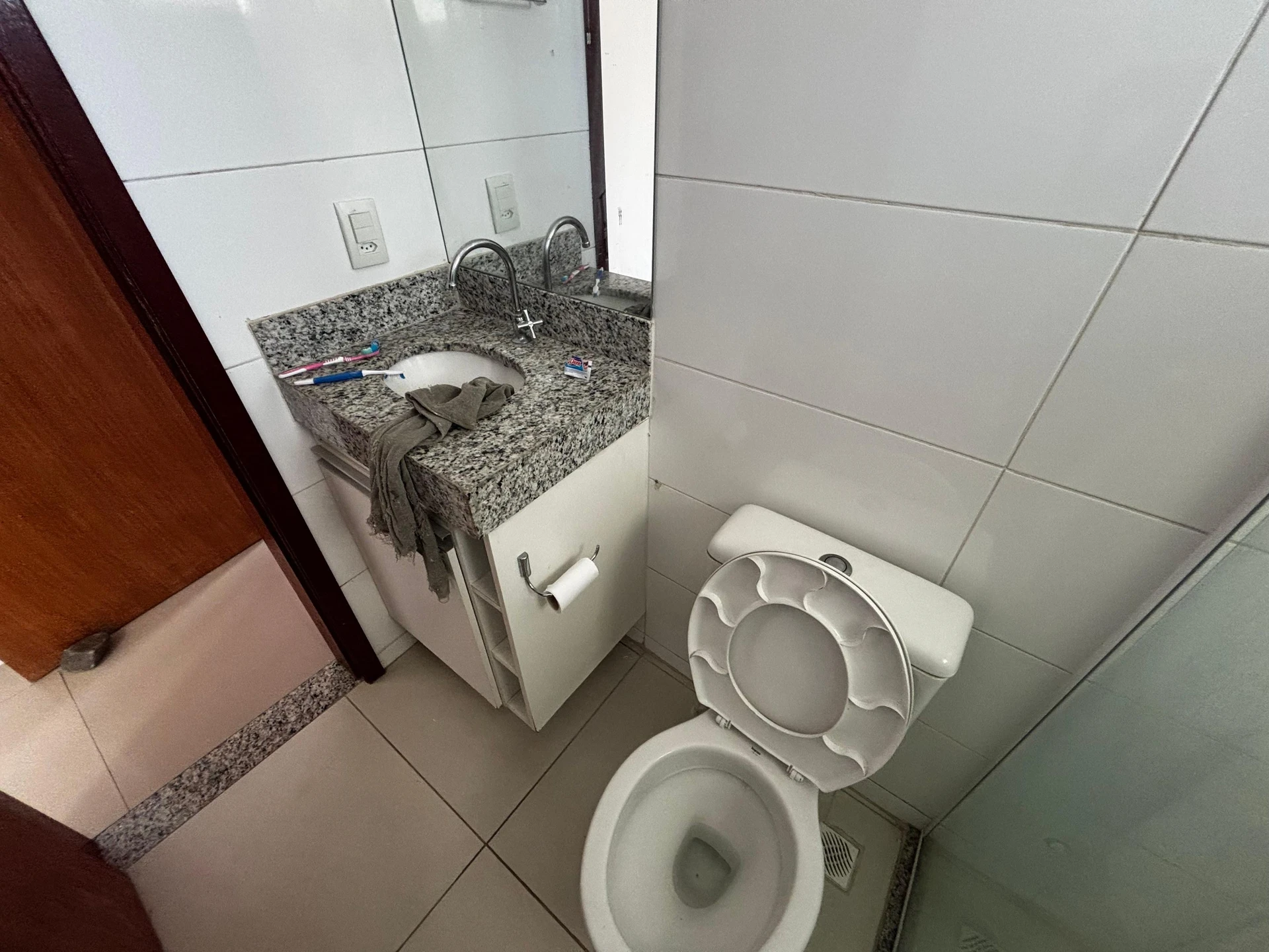 2-bedroom apartment, both with their own bathrooms, 85 m² — photo 39