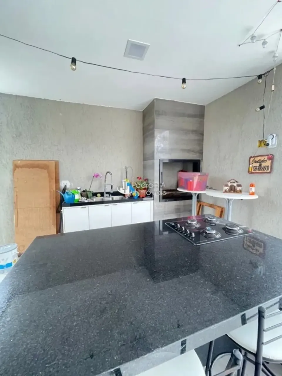 Unfurnished house for rent with 5 bedrooms and 5 baths — photo 2