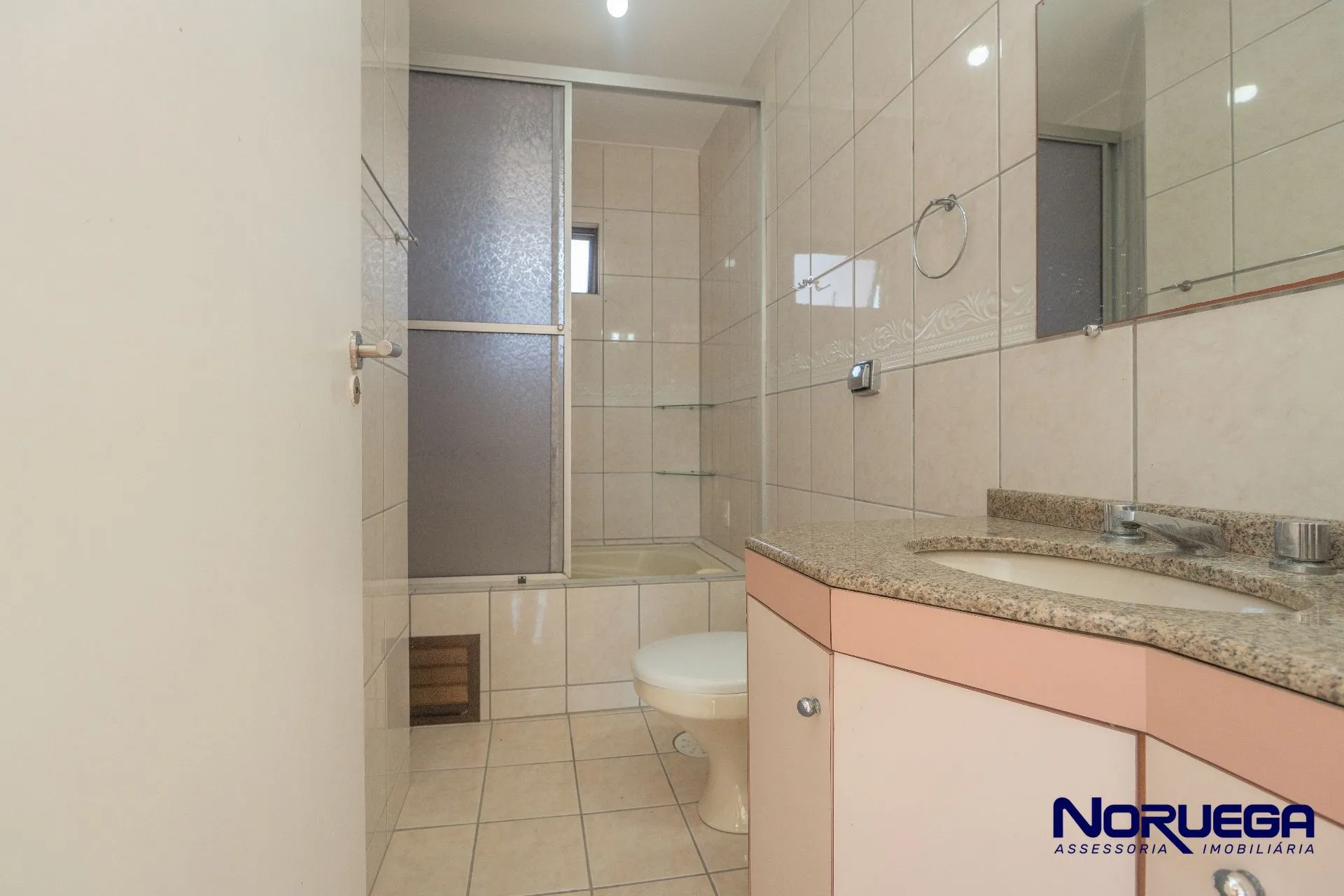 3-bedroom house, 1 with its own bathroom, 118 m², Curitiba — photo 29