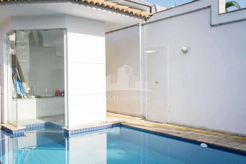 Casa mobiliada de 355 m² com 4 quartos e 6 banheiros — photo 29