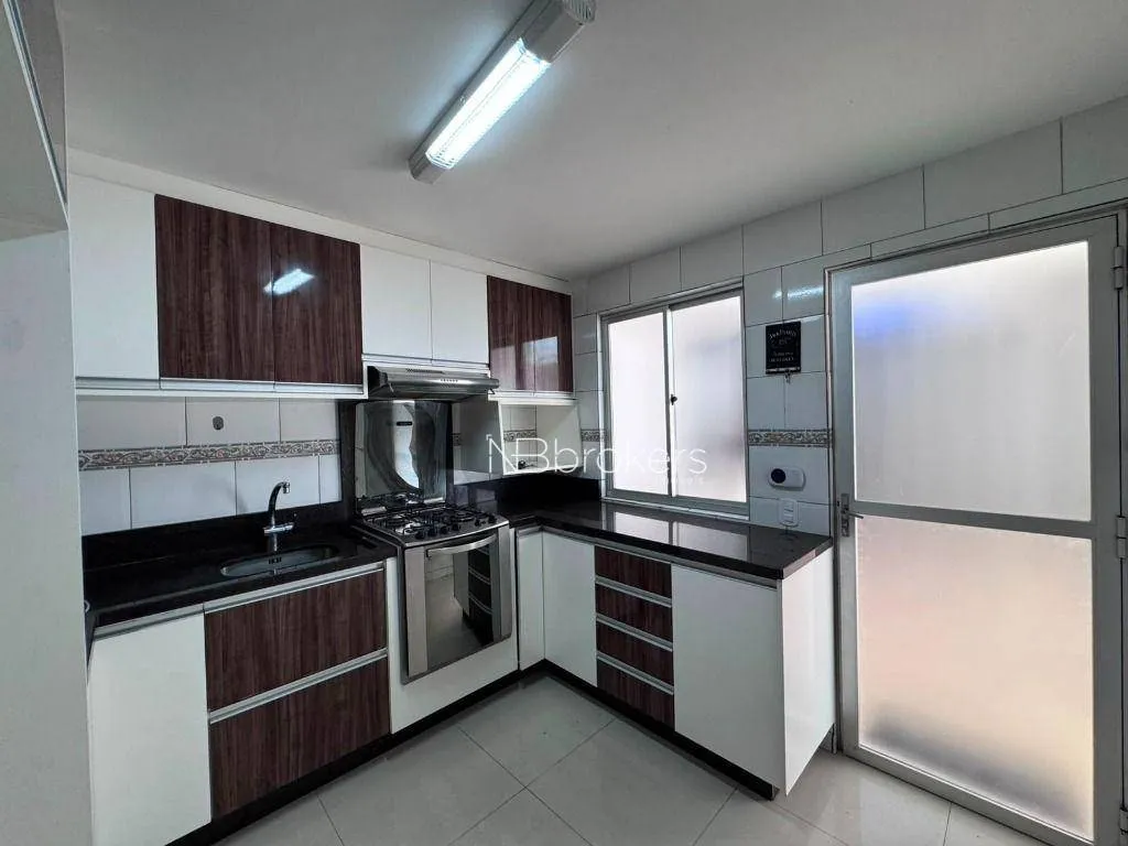 Furnished house, 180 m², with a bathtub — photo 6