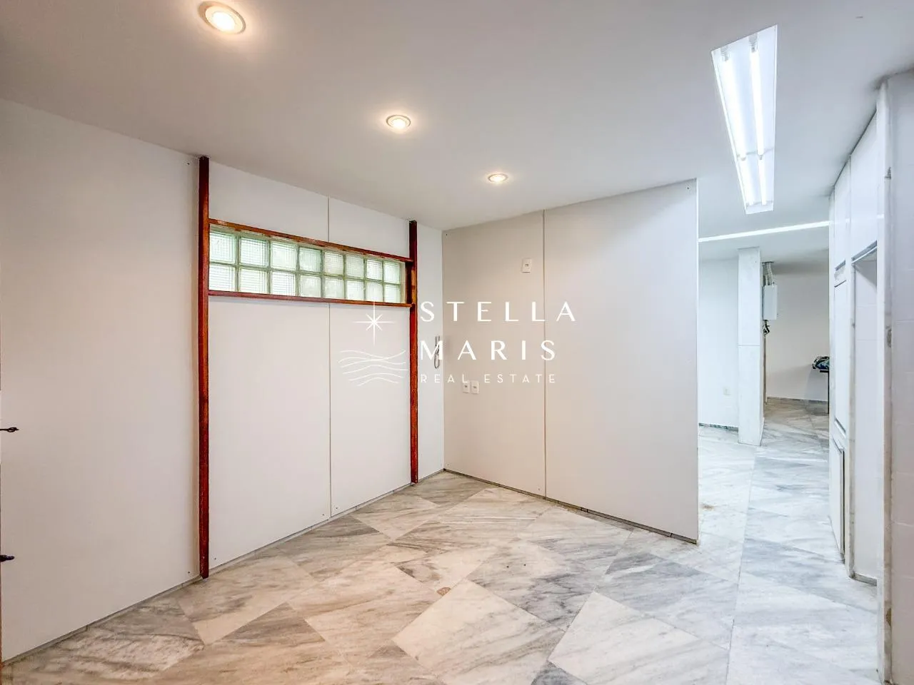 Rental apartment with 3 bedrooms and 3 bathrooms — photo 14