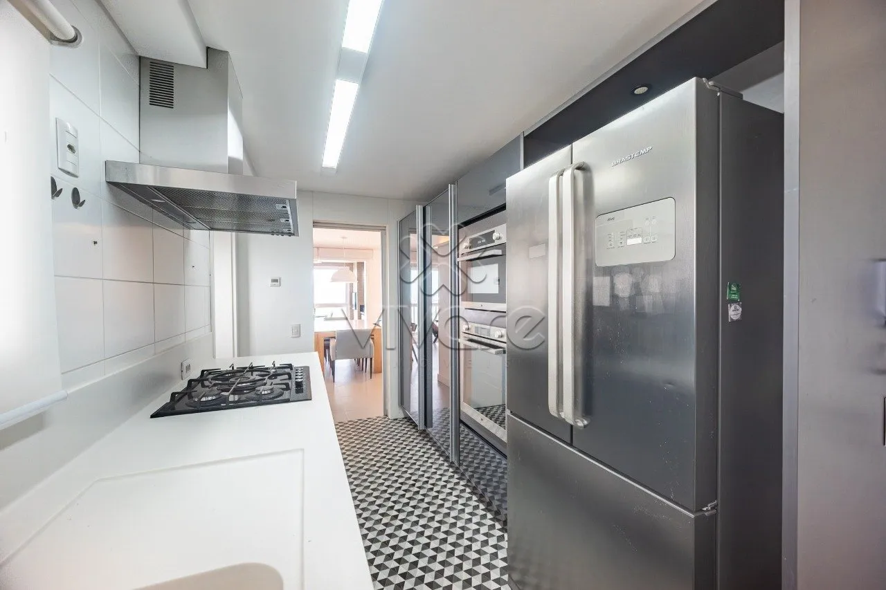 3-bedroom apartment with 4 bathrooms and 268 m² — photo 15