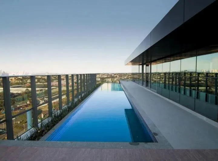 Furnished 1-bedroom apartment with a balcony — photo 23