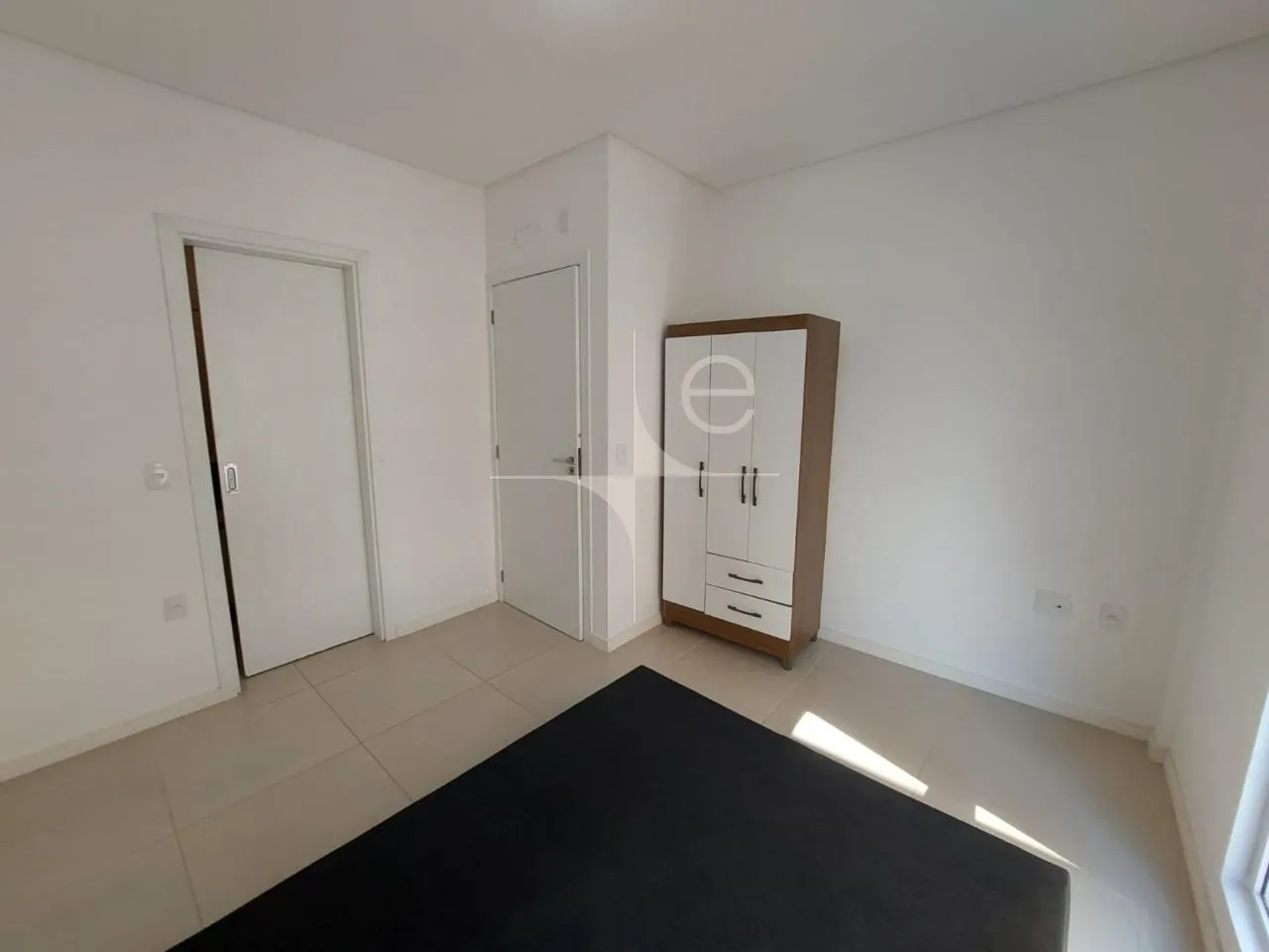 Furnished 2 en-suite apartment with 70 m² — photo 3