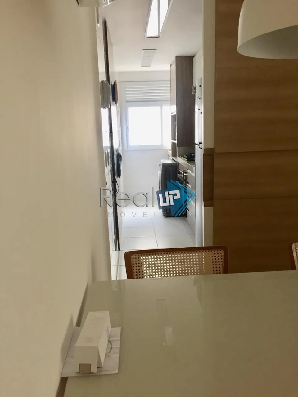 Furnished apartment with 2 bedrooms and a balcony — photo 17