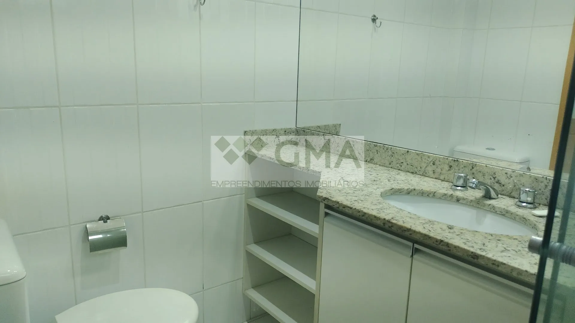 205 m² apartment on the 5th floor with 4 bedrooms — photo 75