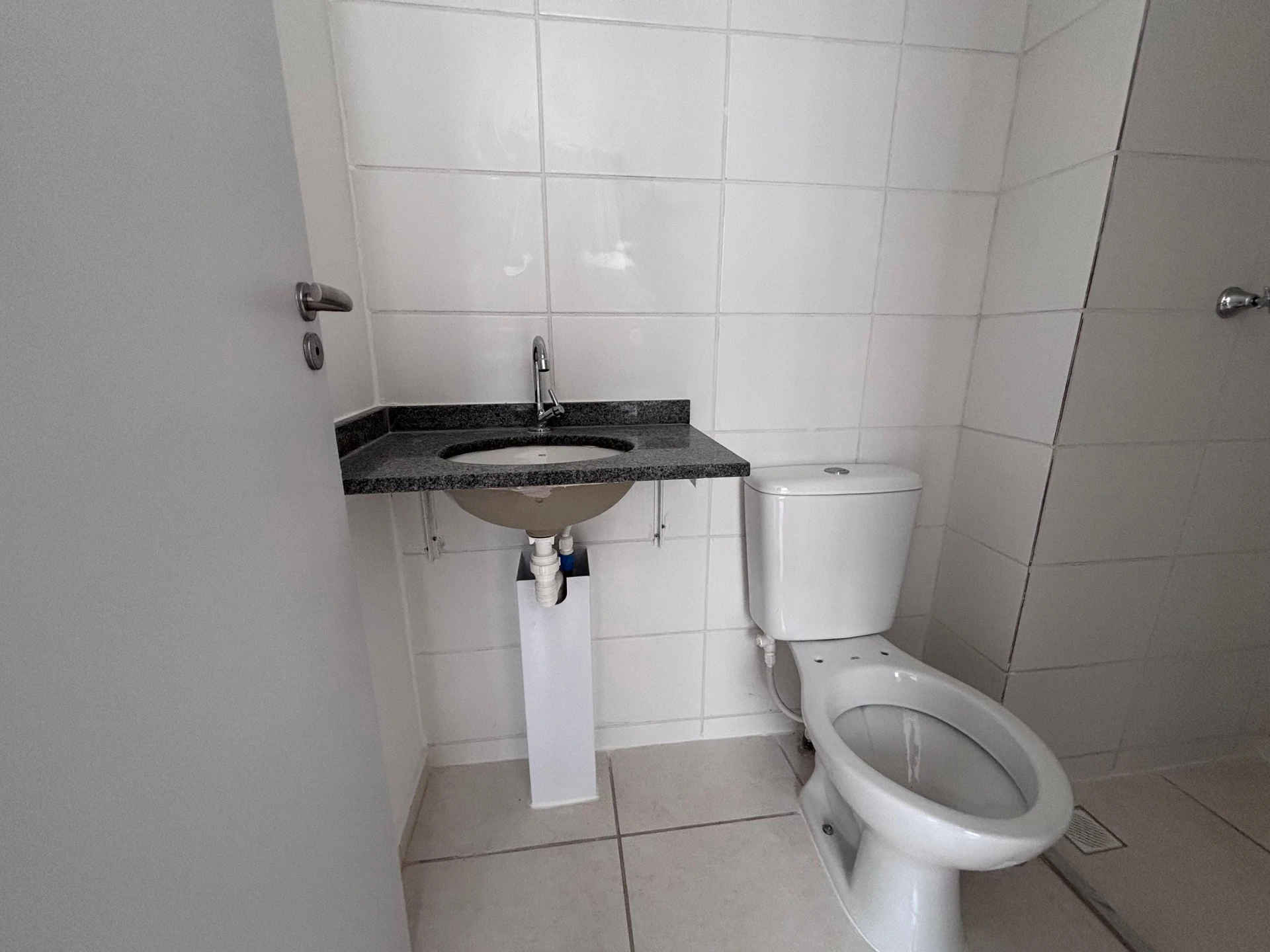 Квартира з 2 кімнатами, власною ванною і балконом — photo 42
