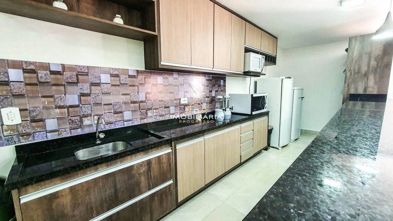Furnished 2-bedroom apartment with 2 bathrooms — photo 20