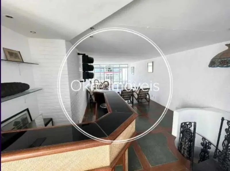 Furnished apartment with 4 bedrooms and 5 bathrooms — photo 19