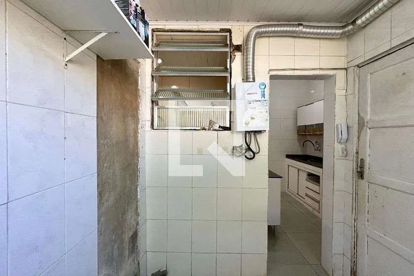 Apartamento de 3 quartos com cozinha separada e 70 m² — photo 6