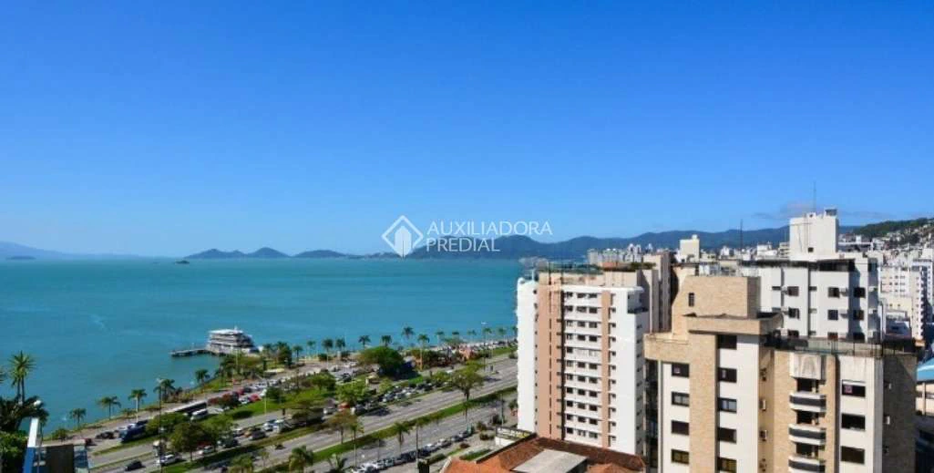 Apartamento amueblado con 2 dormitorios y 4 baños — photo 7