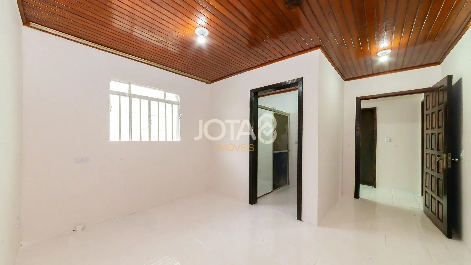House, 160 m², with a grill on the balcony — photo 32