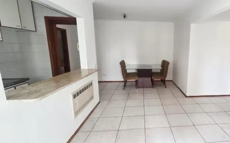 1-bedroom apartment with open-plan kitchen and parking — photo 2