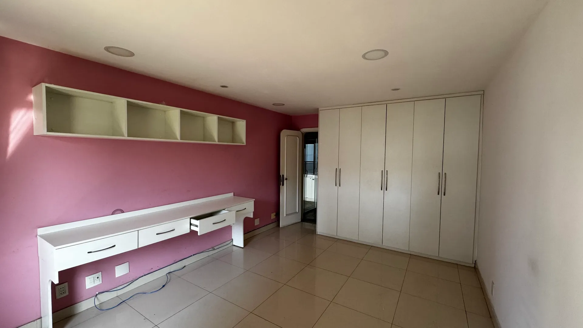 Duplex home with 8 bedrooms, 3 en-suites, 469 m² — photo 41