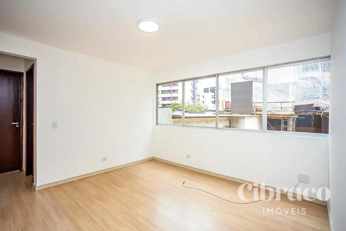 Apartment, 37 m², with wood or laminate floors