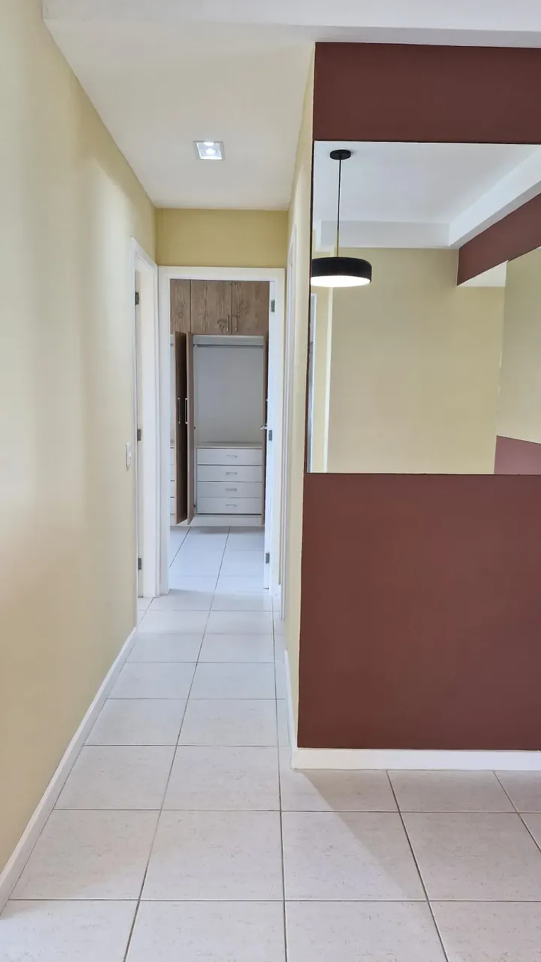 Apartment, 68 m², with a glass-enclosed balcony — photo 21