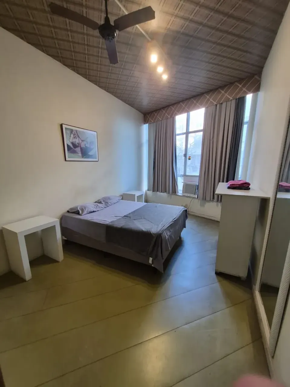 260 m² apartment with 4 bedrooms and 3 bathrooms — photo 5