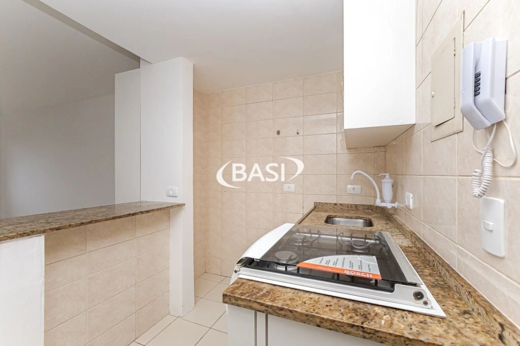 1-bedroom apartment with an American-style kitchen and 57 m² — photo 2