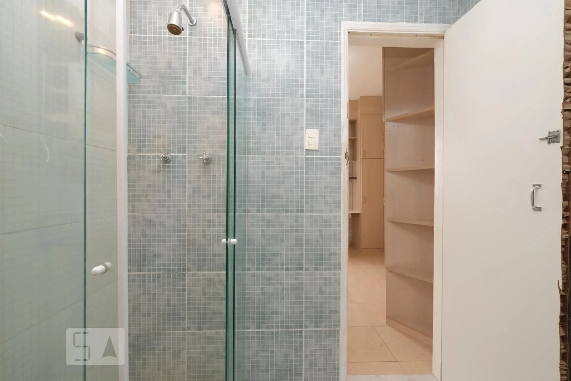 Mountain view in a one-bedroom apartment, 40 m² — photo 19
