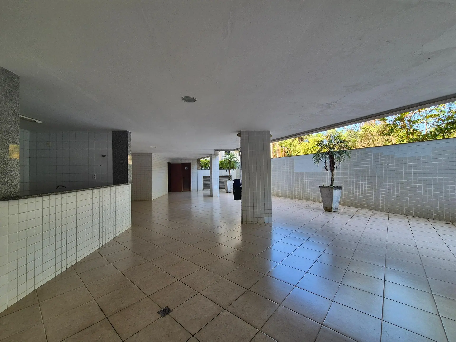 Apartamento mobiliado com 2 quartos e varanda — photo 35