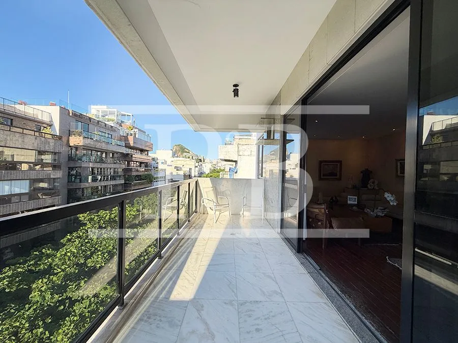 Furnished apartment with 3 bedrooms and 3 bathrooms — photo 15
