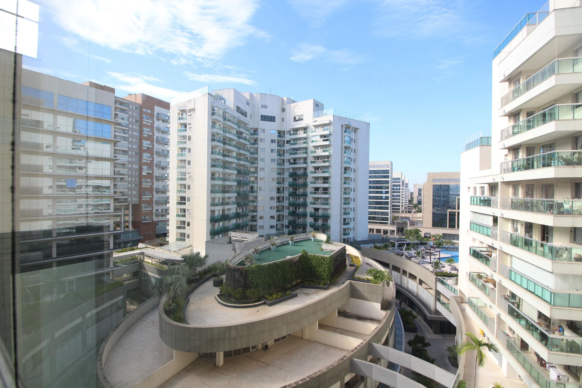 Apartment, 116 m², with a glass-enclosed balcony — photo 33