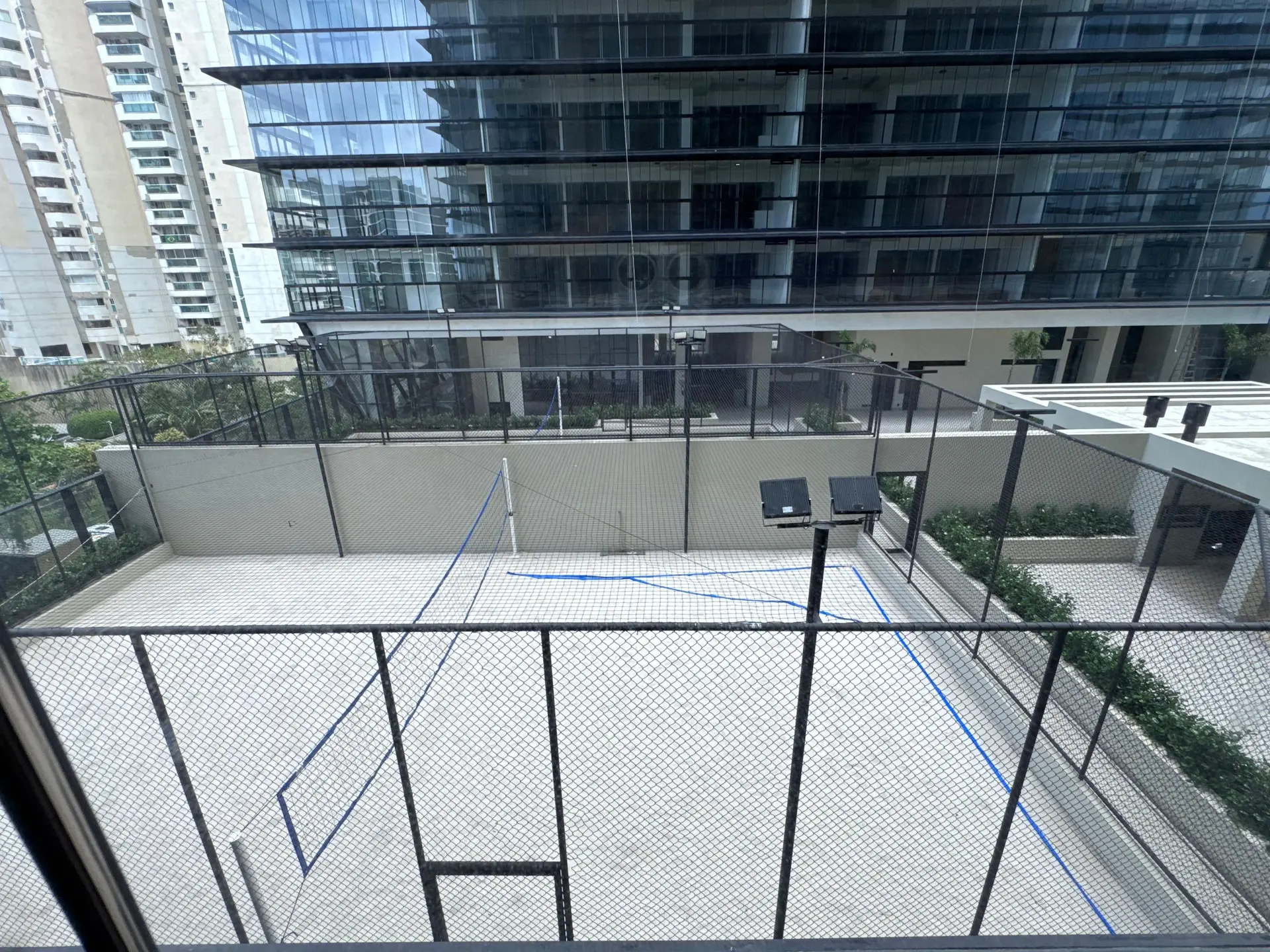 Rental apartment with 3 bedrooms and 2 bathrooms — photo 14